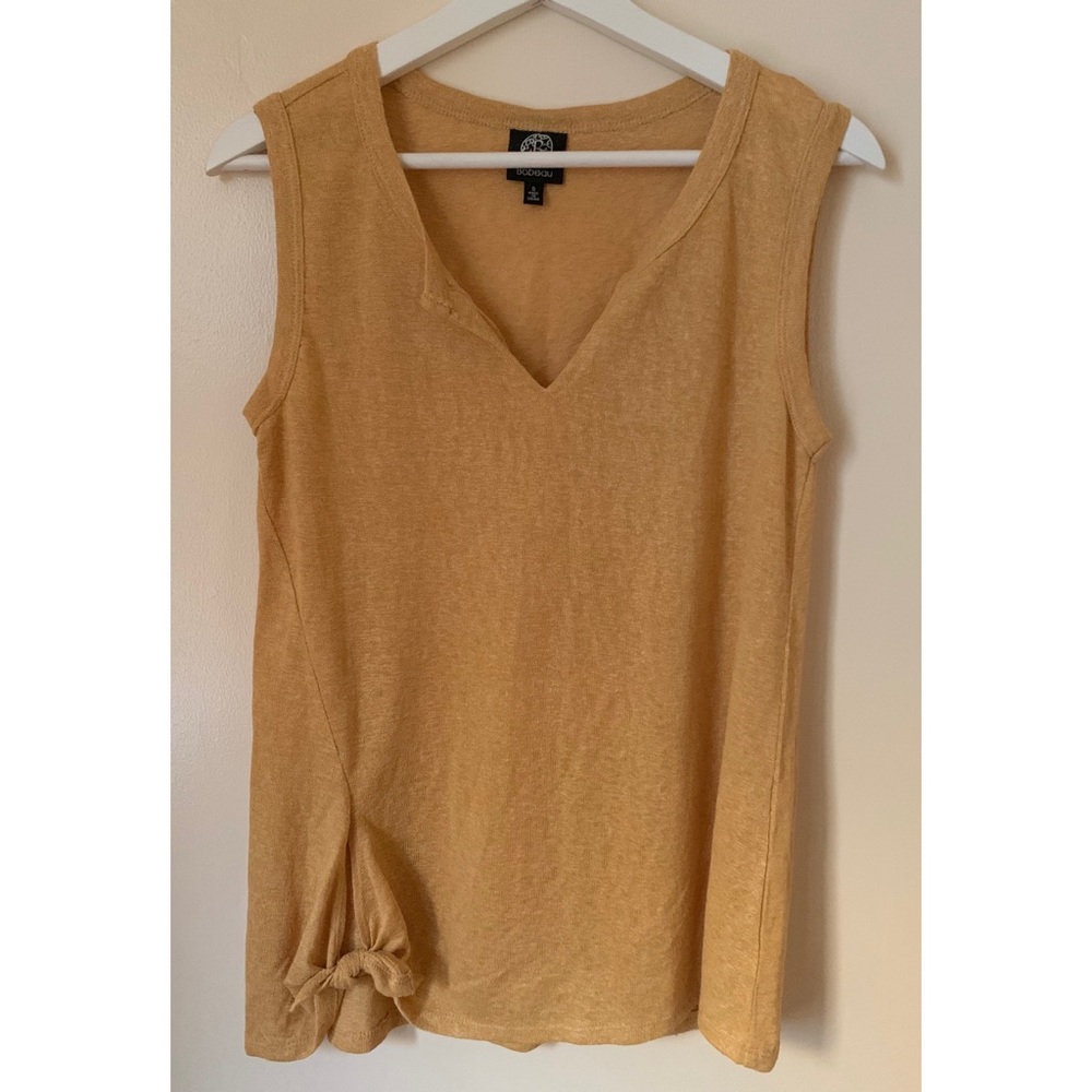 Bobeau • S • Split Neck Burnout Tank Top